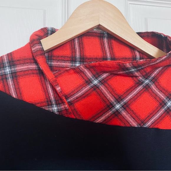 Red & Black Pattern Dress - Picture 4 of 4